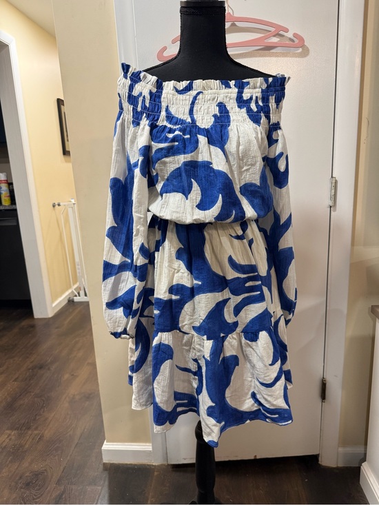 H&M Dresses & Skirts - H&M White Off-Shoulder Dress with Royal Blue Swirl Print